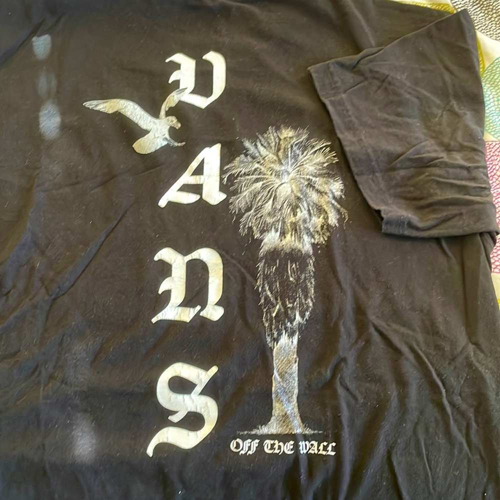 Vans pigeon  Tee